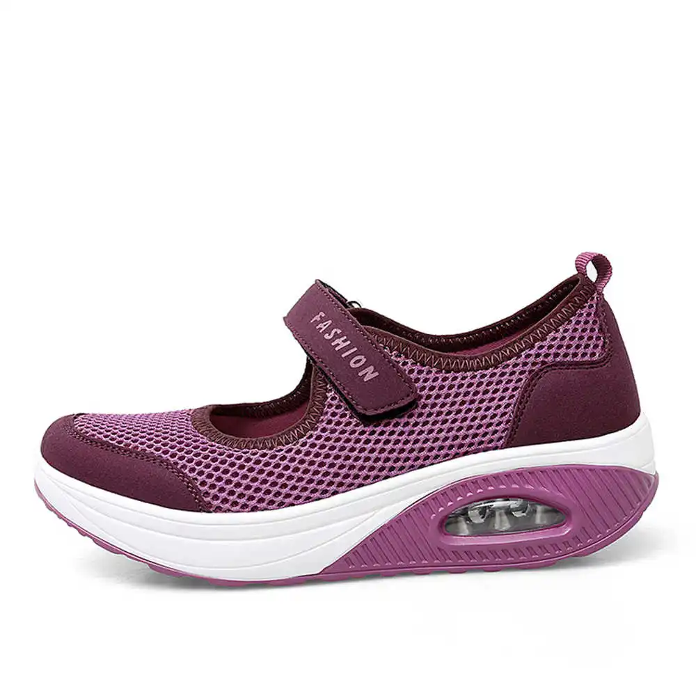 36-41 Demi-season Colored Snea - Wedding Supply Resale review and price